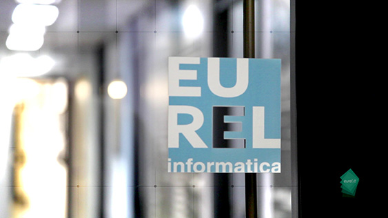 news video intervista 30 anni